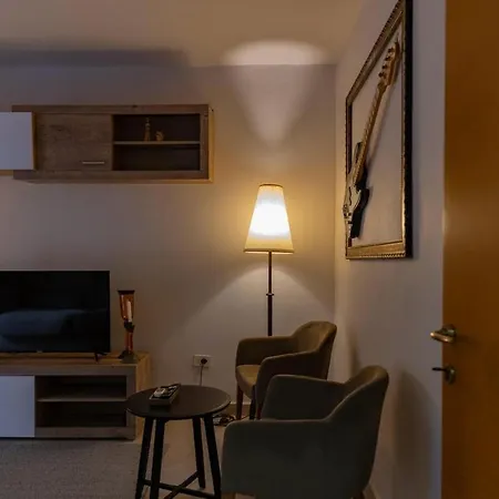 Main Square Apartman Tirana